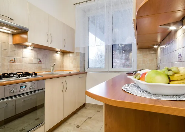 Elite Korzenna Center *